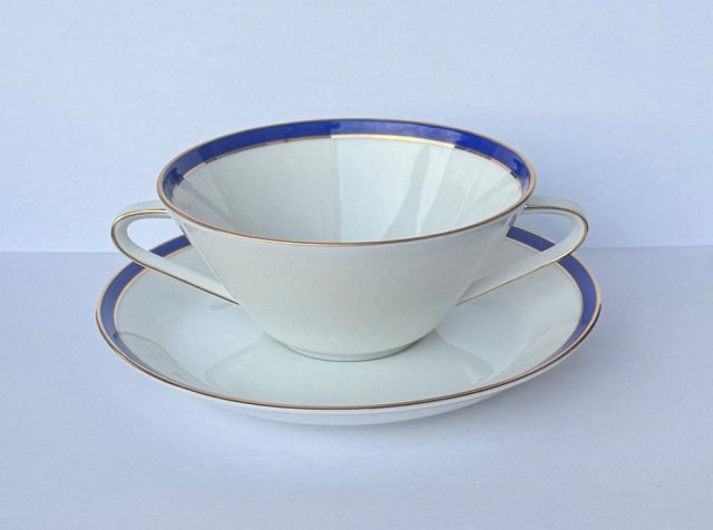Elegancka bulionówka z porcelany Hutschenreuther lata 40 - 50 (2/4)