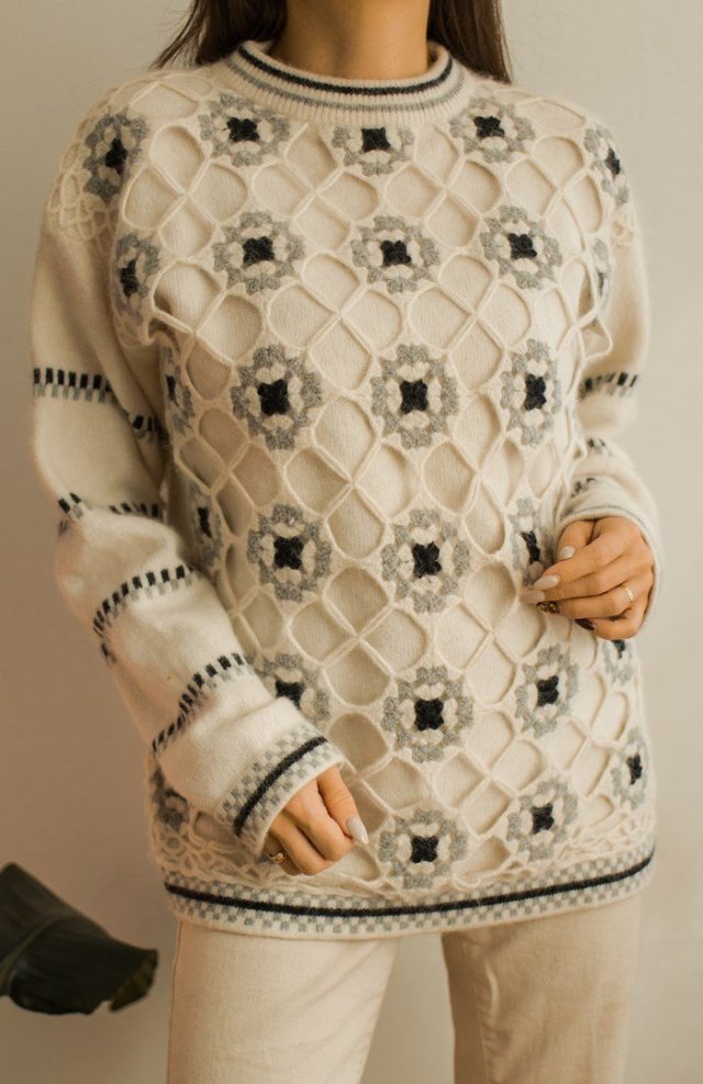 sweter z wełny i angory L