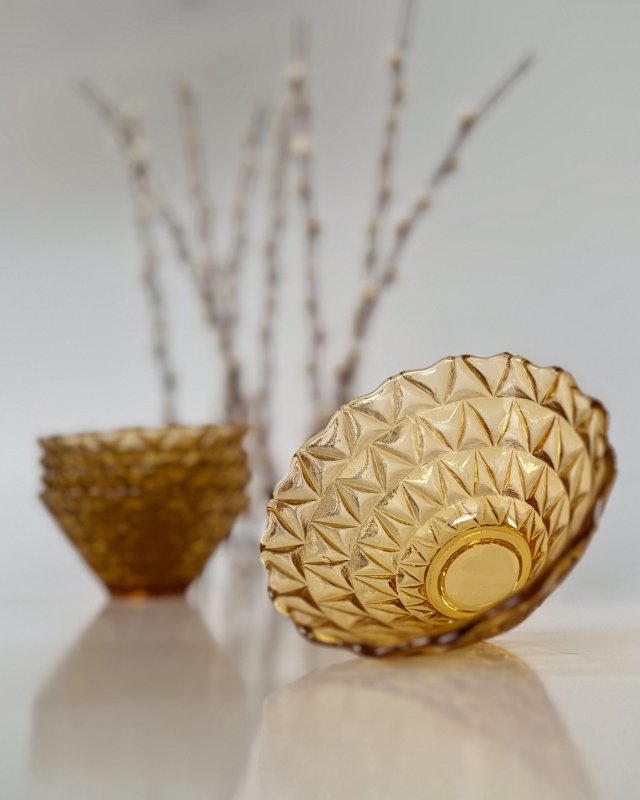 Komplet szklanych miseczek PRL Huta Szkła Prądniczanka II połowa XX w.