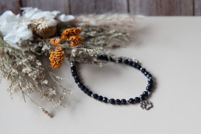 Bransoletka z łapką z kamieni - noc Kairu