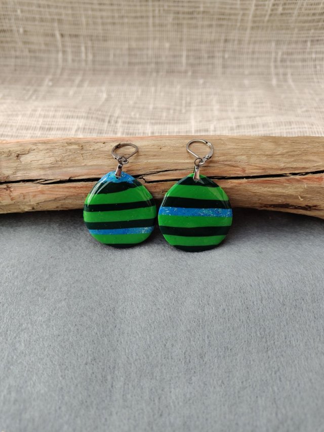 Zielone kolczyki w paski - Forest Glow