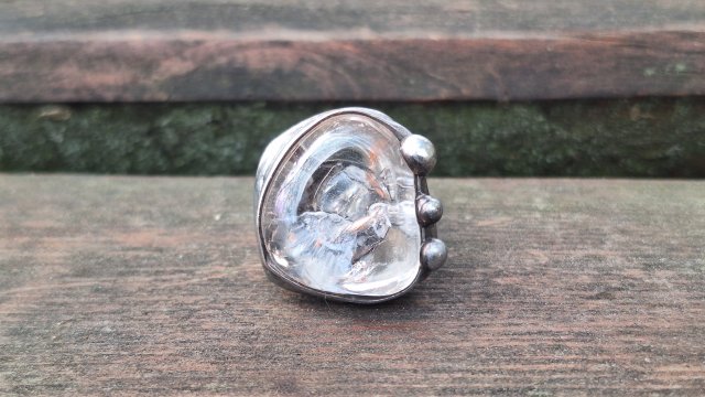 Kryształ górski- pierścionek regulowany