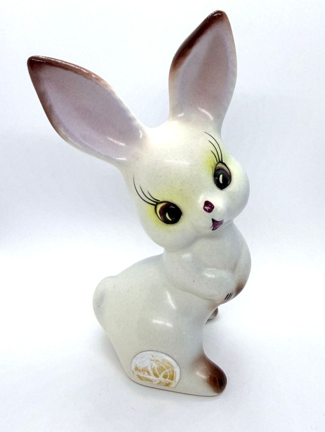 Porcelanowa figurka królik Rumunia lata 50 - 70 XX wieku ręcznie malowana sygnowana