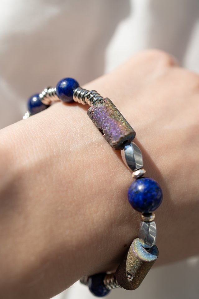 Lapis lazuli, Agat tytanowy, Hematyt