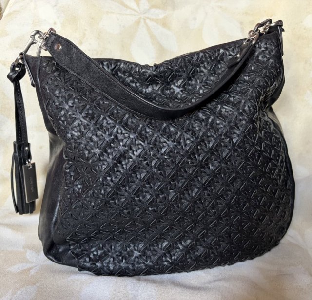 SURI FREY duża oryginalna niespotykana torebka na ramię, do ręki… i na długi odpinany pasek