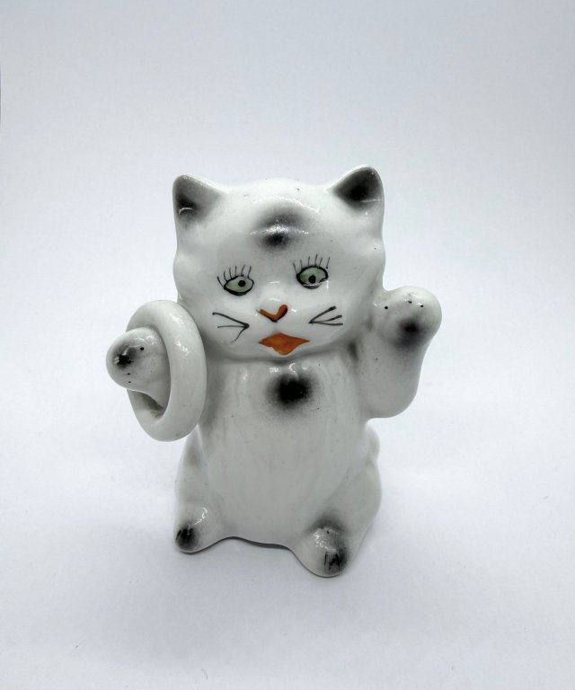 Rumuńska figurka kota Cervit Cluj Napoca lata 50 - 60 XX w ręcznie malowana porcelana vintage