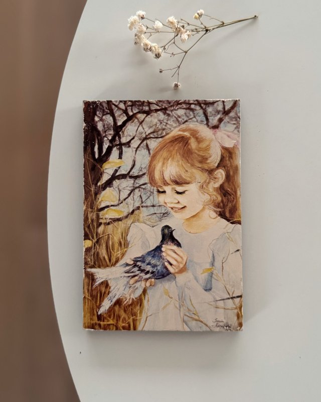 Dziewczynka z gołąbkiem, obrazek z serii dzieci Danuta Muszyńska-Zamorska