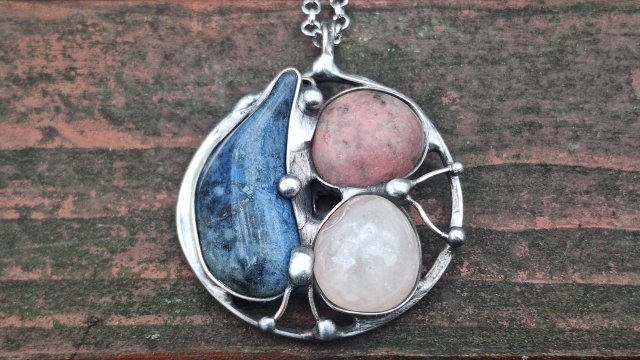 Różne rzeczy - wisiorek