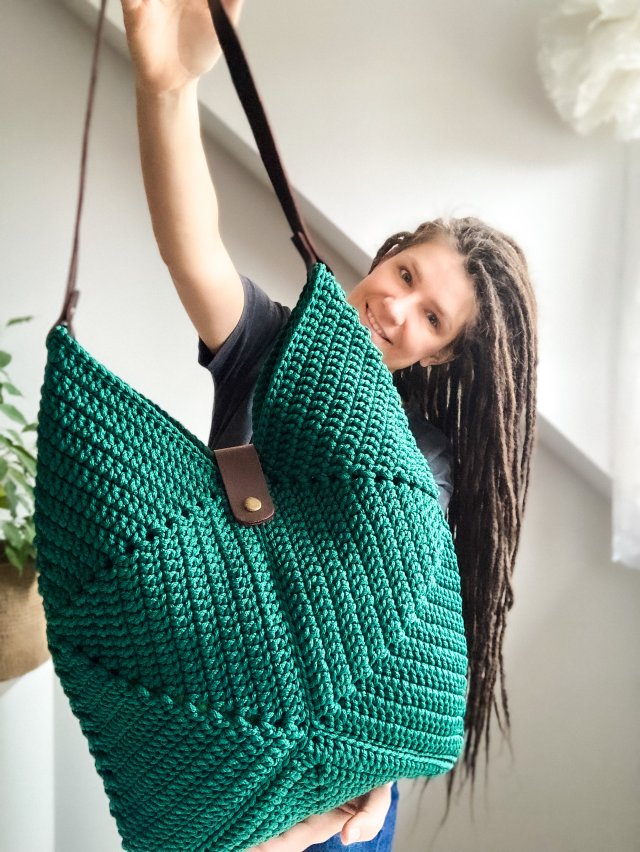 Duża torebka handmade na ramię – pleciona torba ze sznurka, styl boho