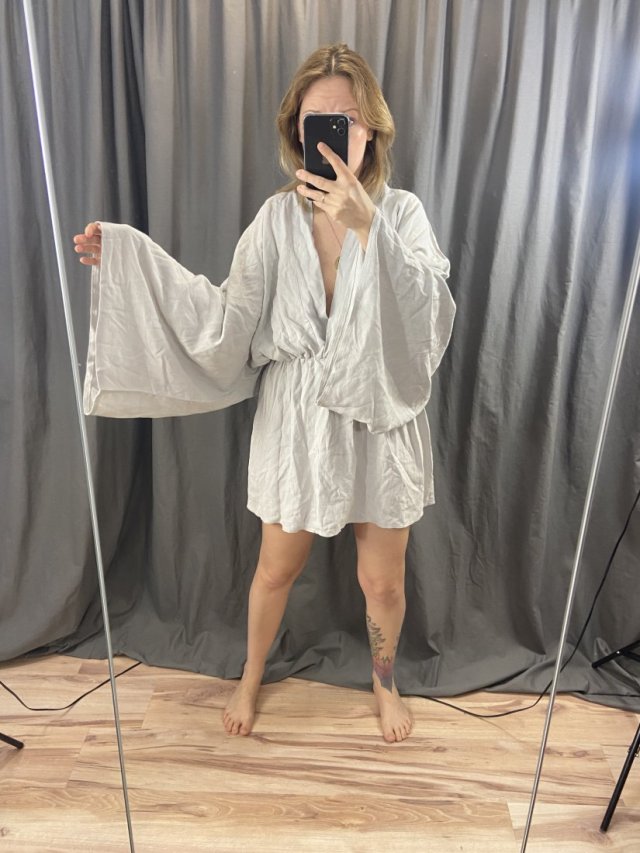 The Odder Side kimonowa sukienka