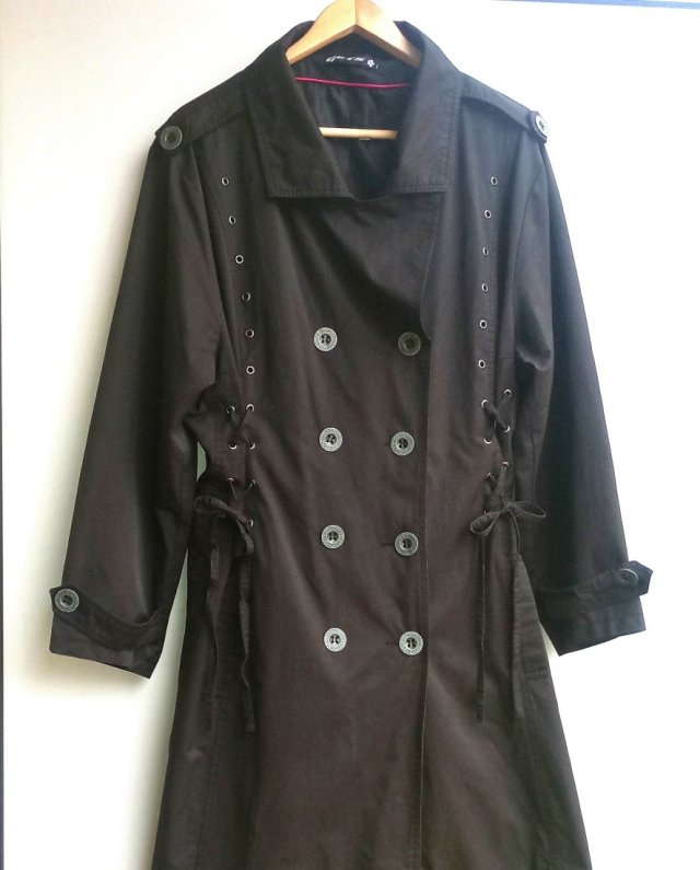 Dizajnerski płaszcz vintage