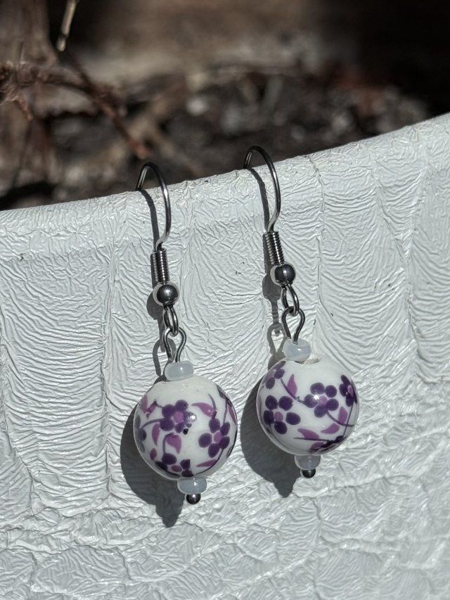 Kolczyki fioletowe koraliki