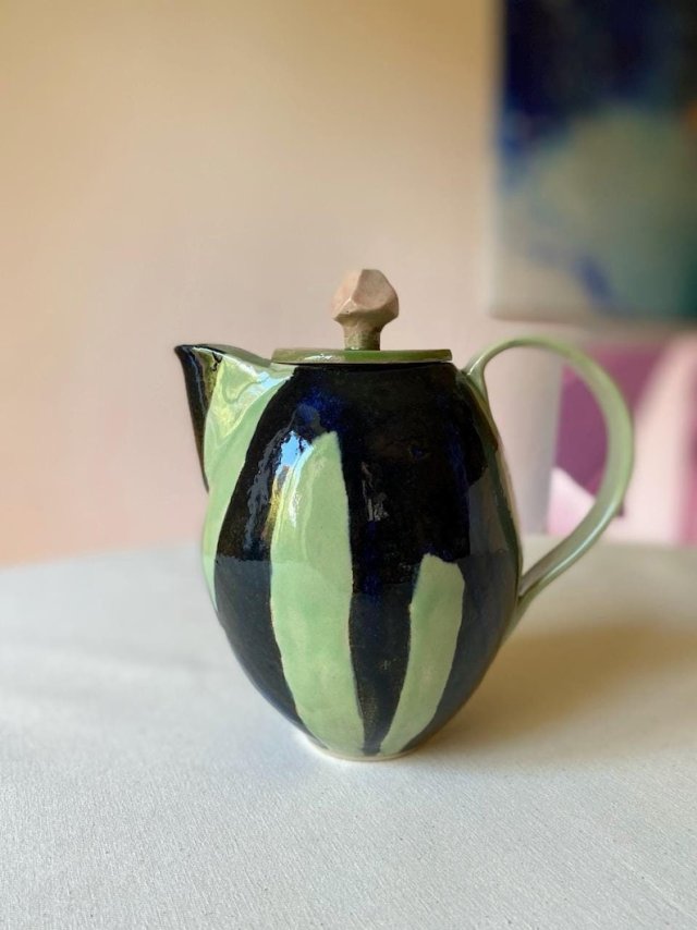 Ceramiczny czajniczek na herbatę