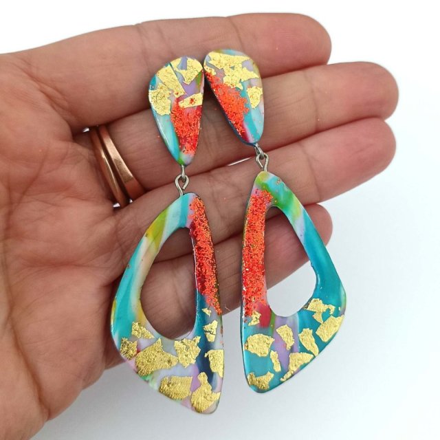 Duże Kolorowe Kolczyki z Brokatem