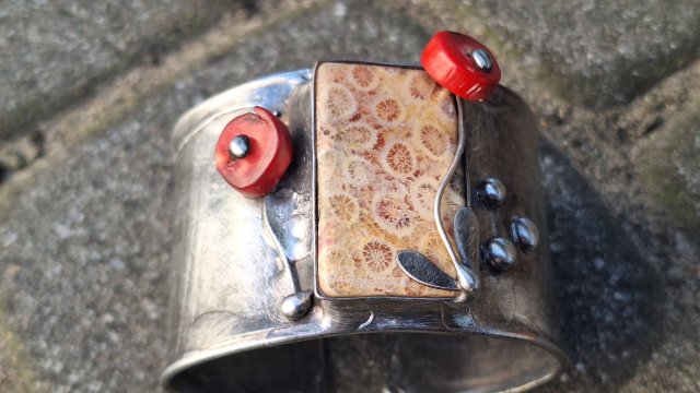 Koralowa - bransoletka regulowana