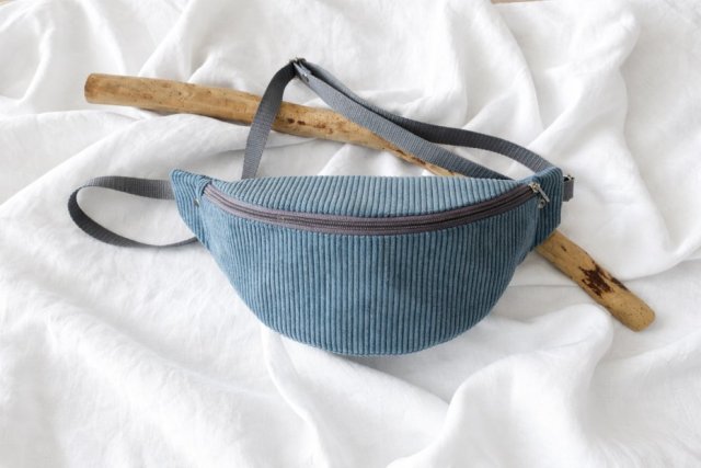 Damska nerko-torebka SZAŁWIA