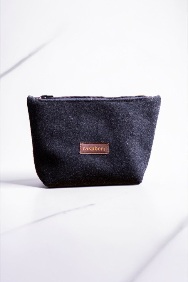 Kosmetyczka MAXI z grafitowego flauszu