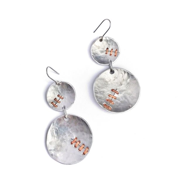 Kolczyki z aluminium i miedzi. "Szyte" podwójne