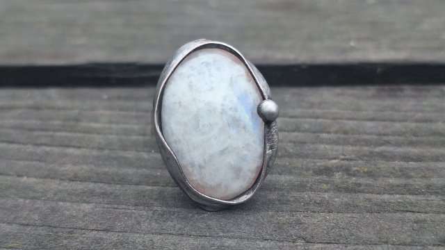 Kamień księżycowy - pierścionek regulowany