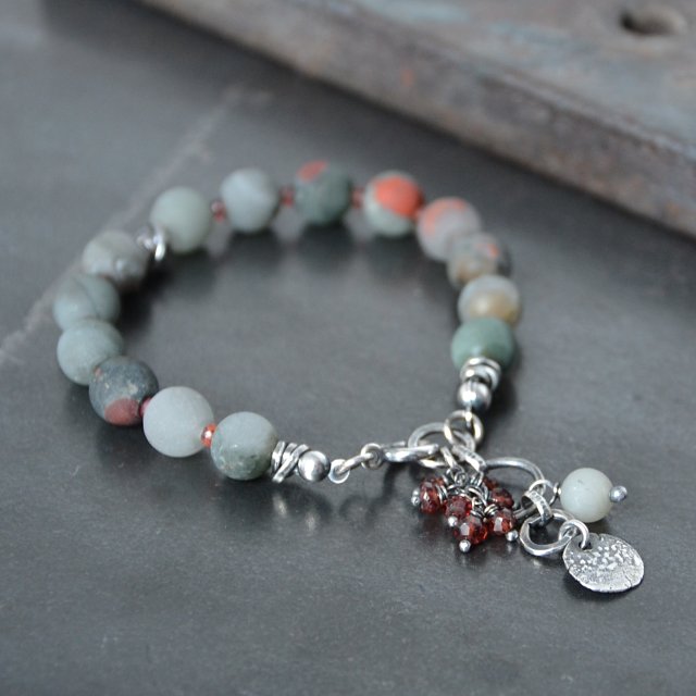 Bransoletka z heliotropem II