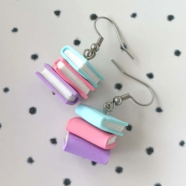 Pastelowe Kolczyki Książki