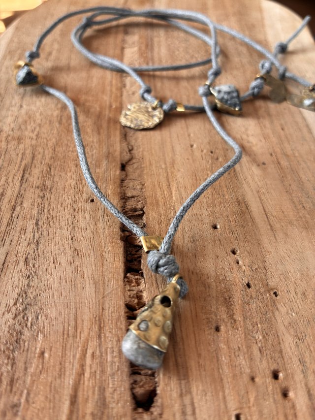 Naszyjnik minimalistyczny