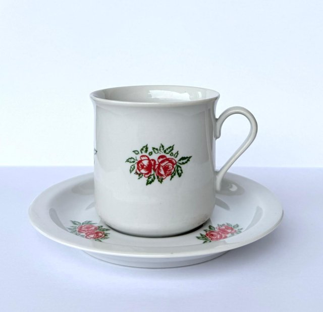 Filiżanka porcelana Wawel polski design motyw róż retro home