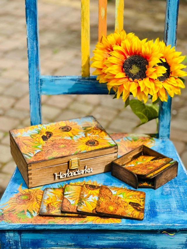 Pudełko na herbatę, motyw słoneczników, prezent dla miłośnika sztuki