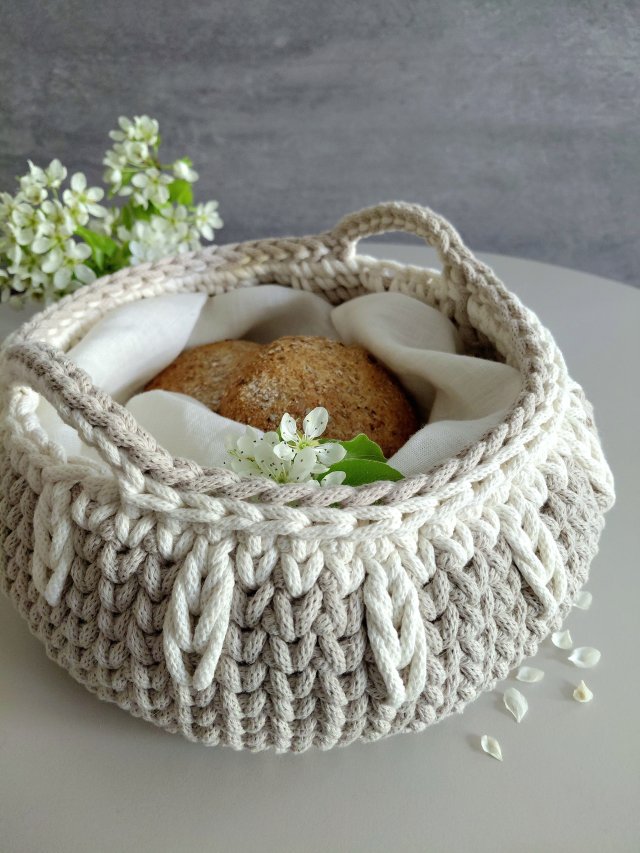 SZNURKOWY KOSZYK NA PIECZYWO