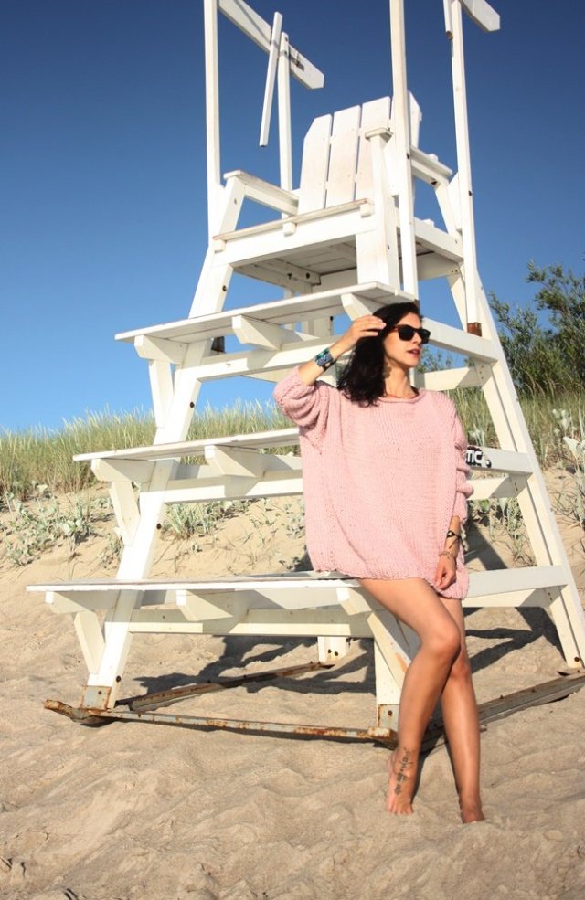 SWETER OVERSIZE PUDROWY RÓŻ