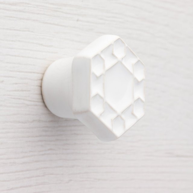 Ceramiczna gałka do mebli biała, wz.6