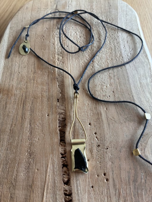 Naszyjnik wyplątany regulowany