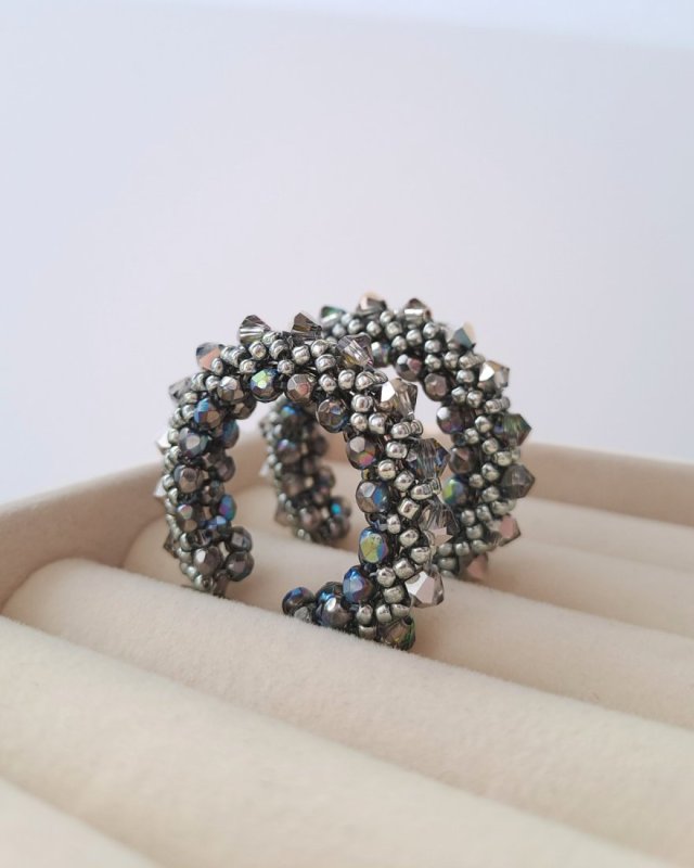 Kolczyki koła "Vitrail Medium" z Kryształów Preciosa i Koralików