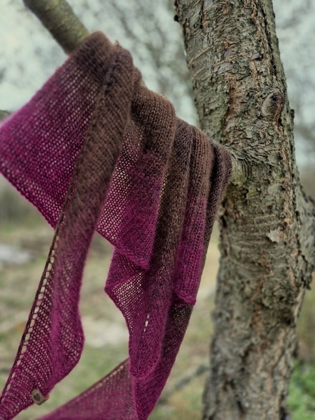 Burgund w chmurach 2 / puchata