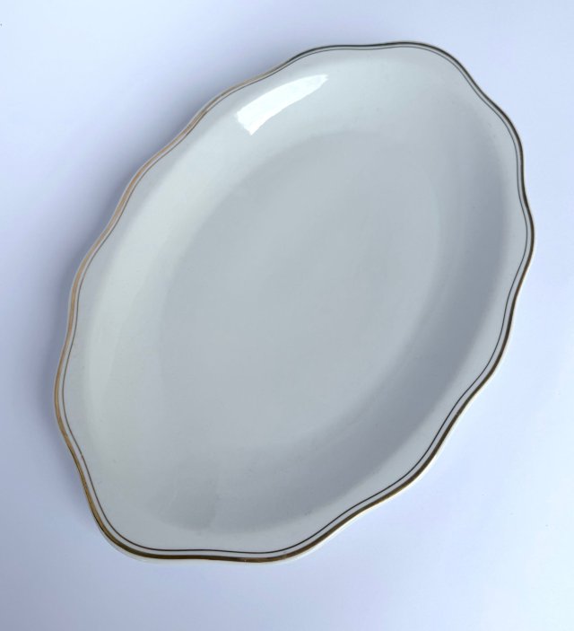 Wielki półmisek Iris Cluj rumuńska porcelana patera złocenia lata 60 vintage elegancja