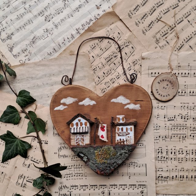 Ozdobne serce z domkami no 1