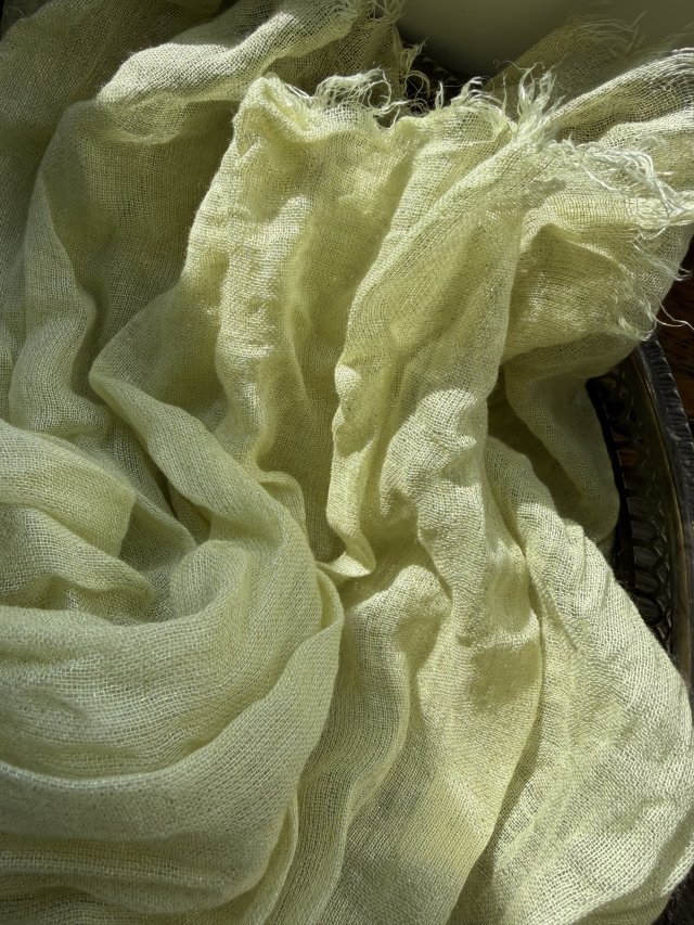 SARLINI Mgiełka długi gnieciony szal w fantastycznym  kolorze