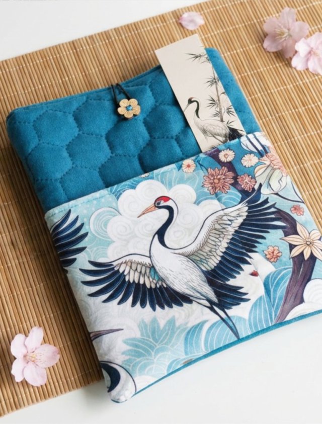 ETUI OCHRONNE NA KSIĄŻKĘ - ŻURAW SZLACHETNY TURKUS