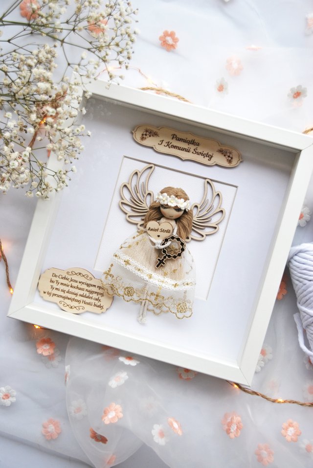 Pamiątka I Komunii - aniołek w gablotce | Anioł w ramce na komunię