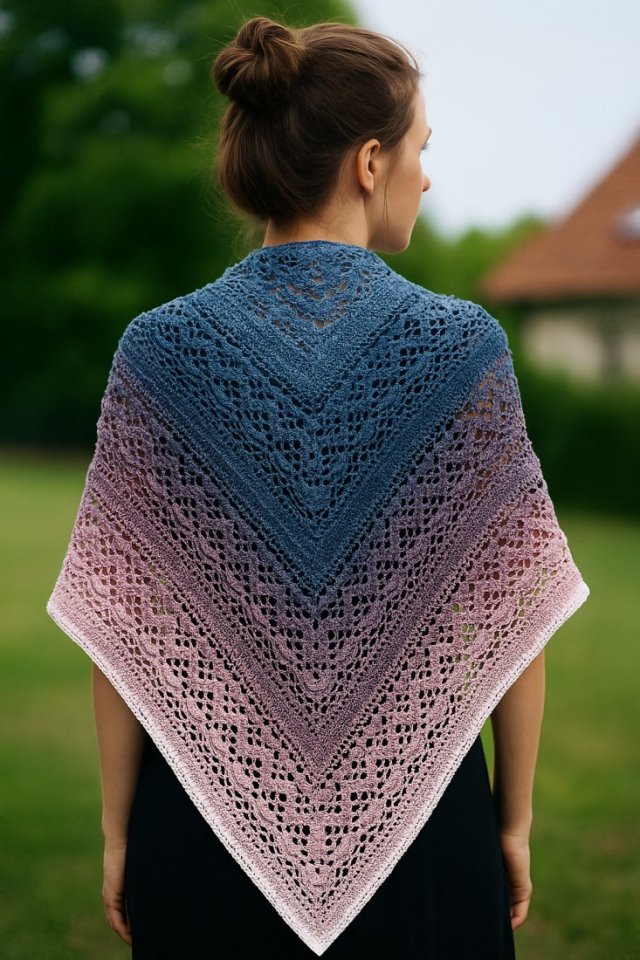 Chusta ombre Klaziena ręcznie robiona szydełkowa