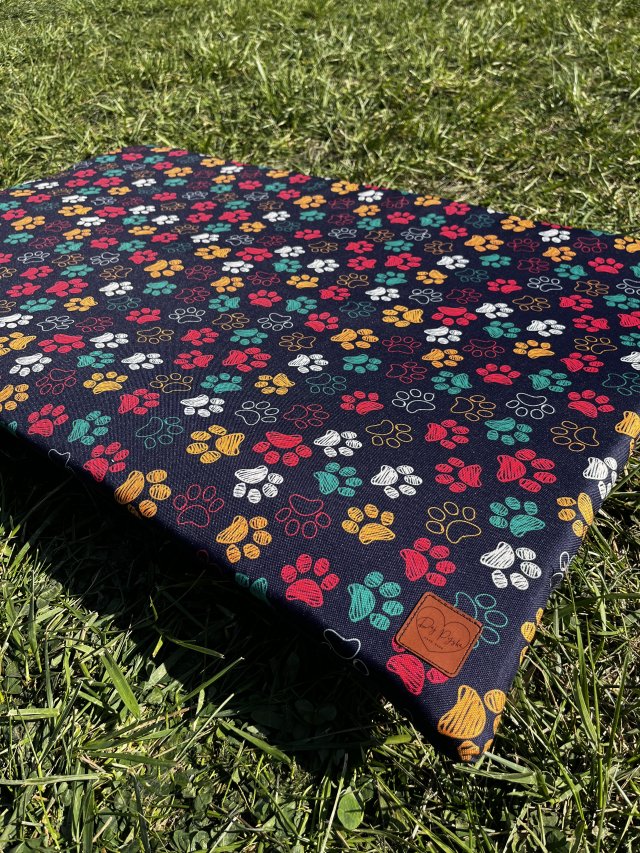 Mata wodoodporna dla psa – wygoda, styl i zero stresu o zabrudzenia