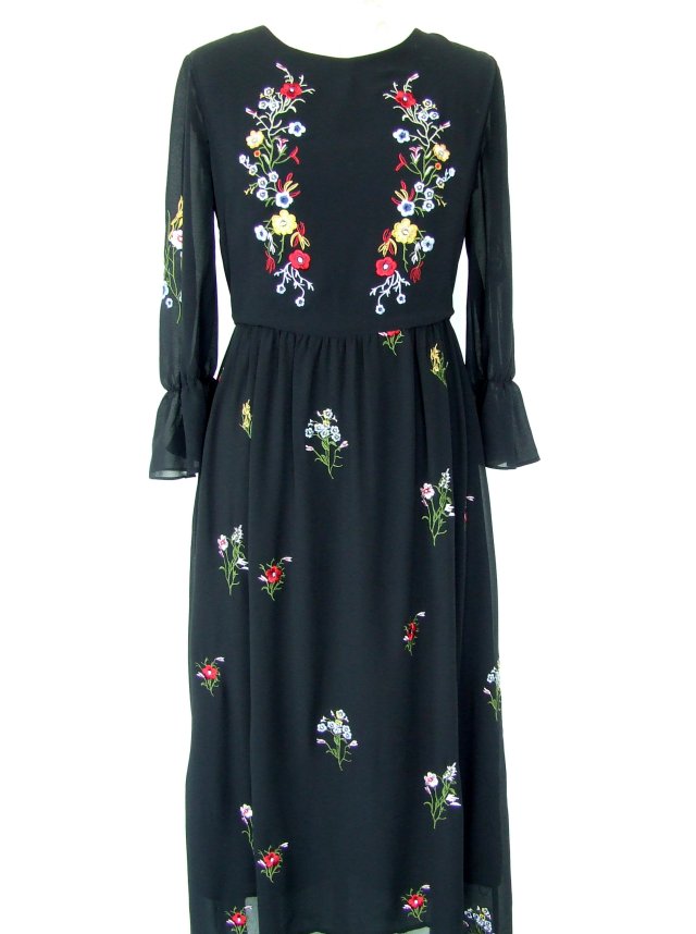 czarna sukienka haftowana folk retro Vero Moda 36 jak nowa