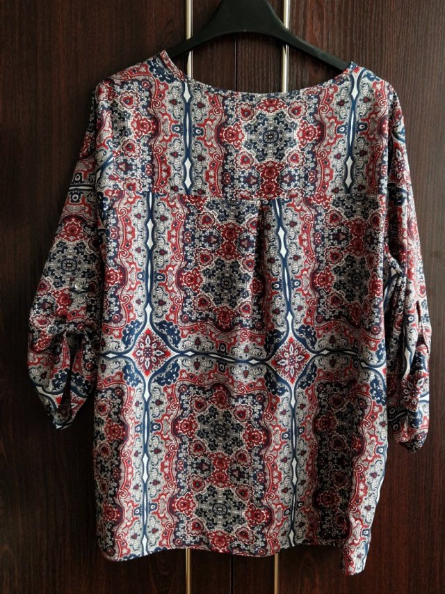 Bluzka wzorzysta