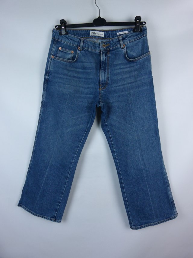 Zara the ness cropped flare straight jeans / 44