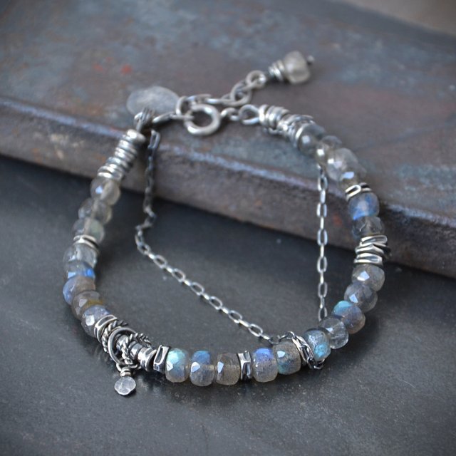 Bransoletka z labradorytu