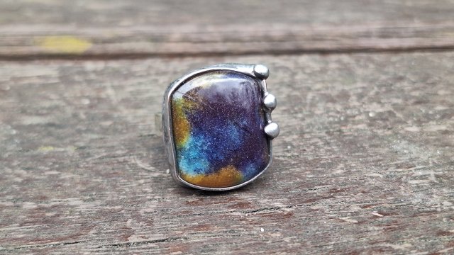 W kolorach różnych - pierścionek regulowany