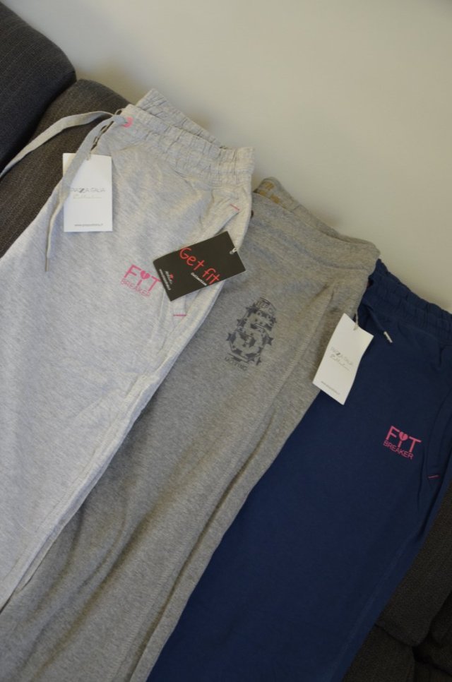 3 pary nowe spodnie dresowe 36/S