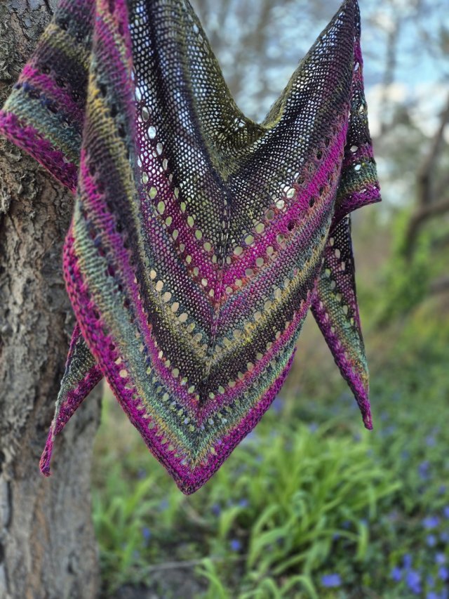 Susan / chustka z Noro