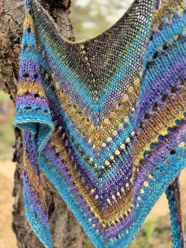 Słoneczny brzeg / chustka z Noro