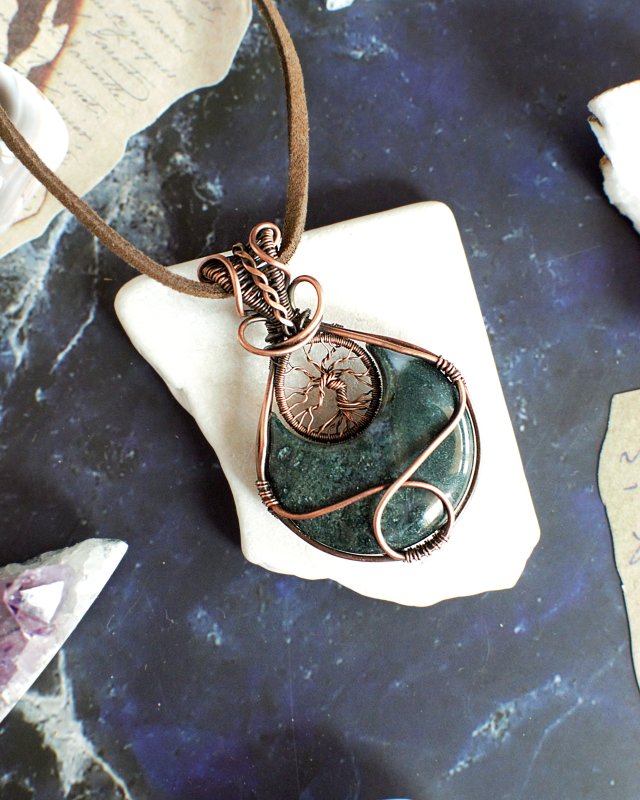 Wisior agat mszysty księżyc półksiężyc drzewo słowiański miedź antyczna